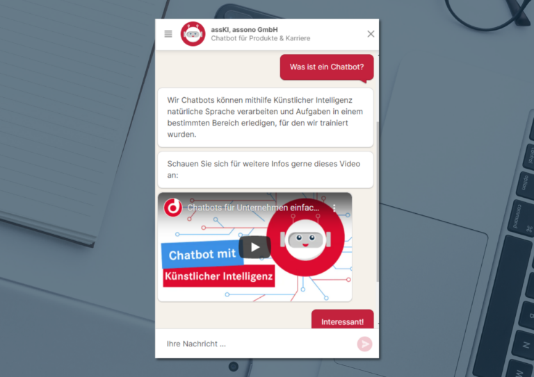 Der assono KI-Chatbot nutzt zur Beantwortung von Nutzerfragen unterstützend Videos und Bilder.