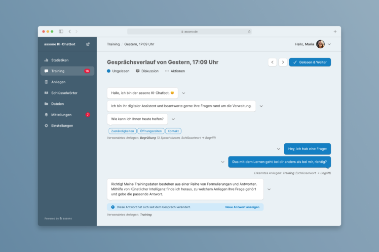 Im assono Dashboard können alle vom Chatbot geführten Gespräche einsehen werden. Die Trainingsdaten und Antworten des Chatbots können mit wenigen Klicks ganz einfach selbst angepasst werden.